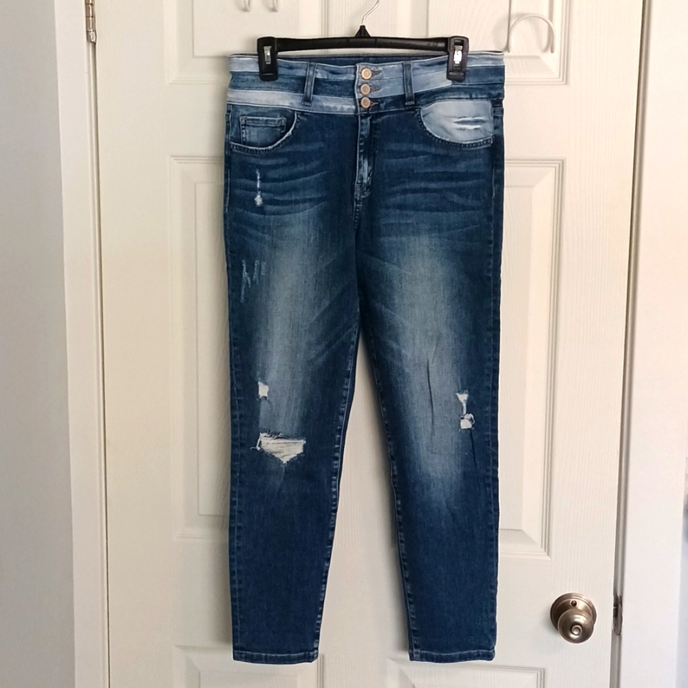 Flying Monkey High Rise Ankle Jeans Size 30